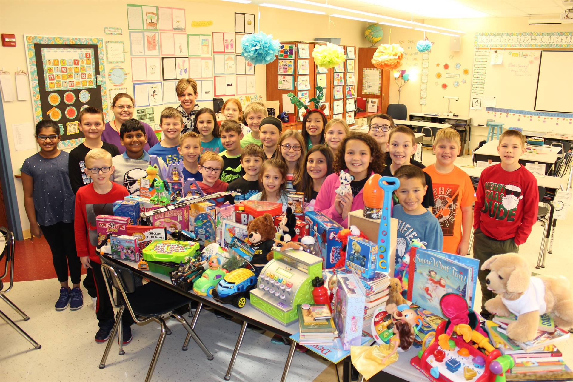 Class Photo of McIntyre Students with Toy Donation