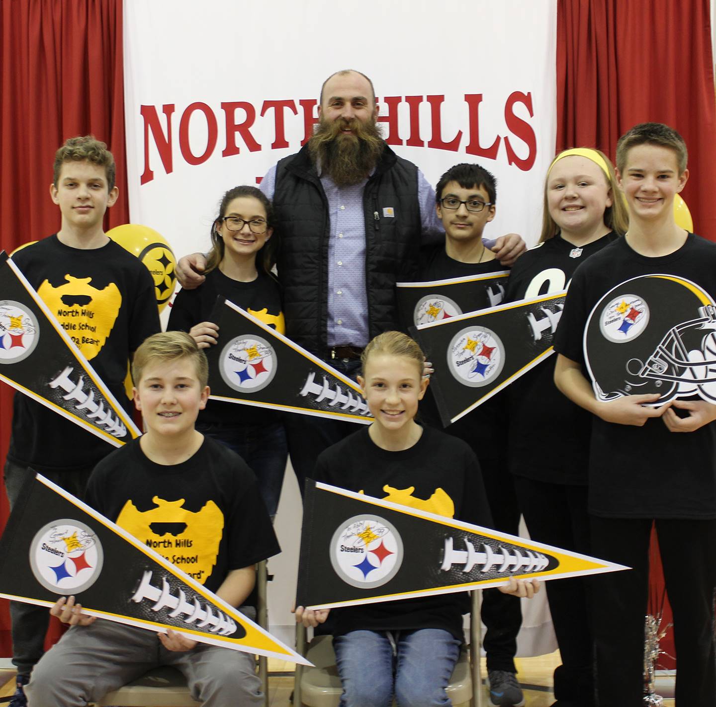 Brett Keisel with Students